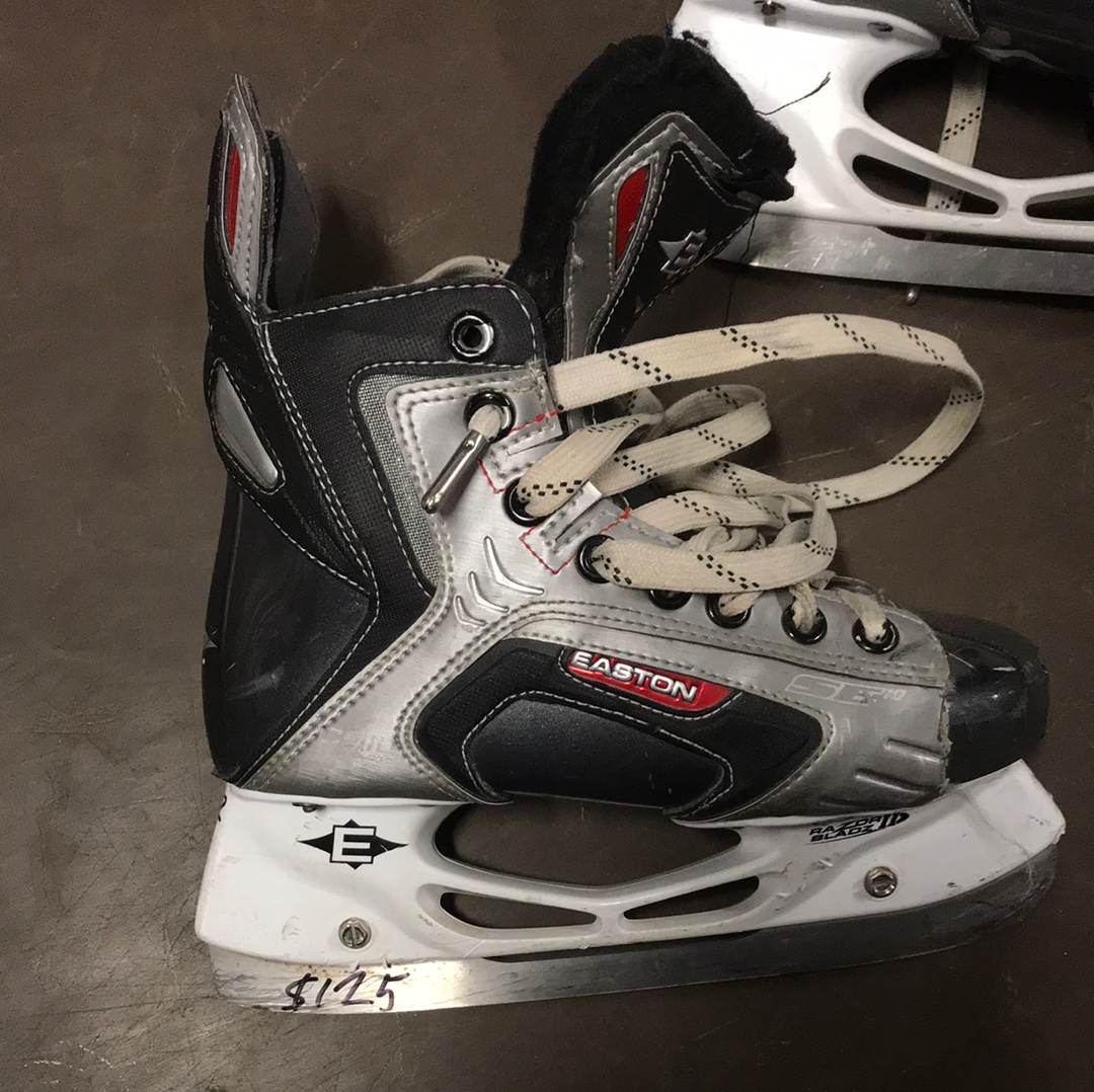 Easton Synergy SE16 Hockey Skates for sale