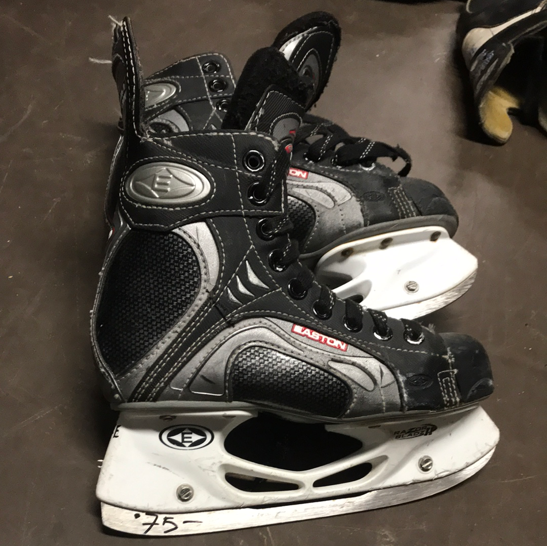 Used Easton Synergy EQ4 Player Skates – Crow's Sports