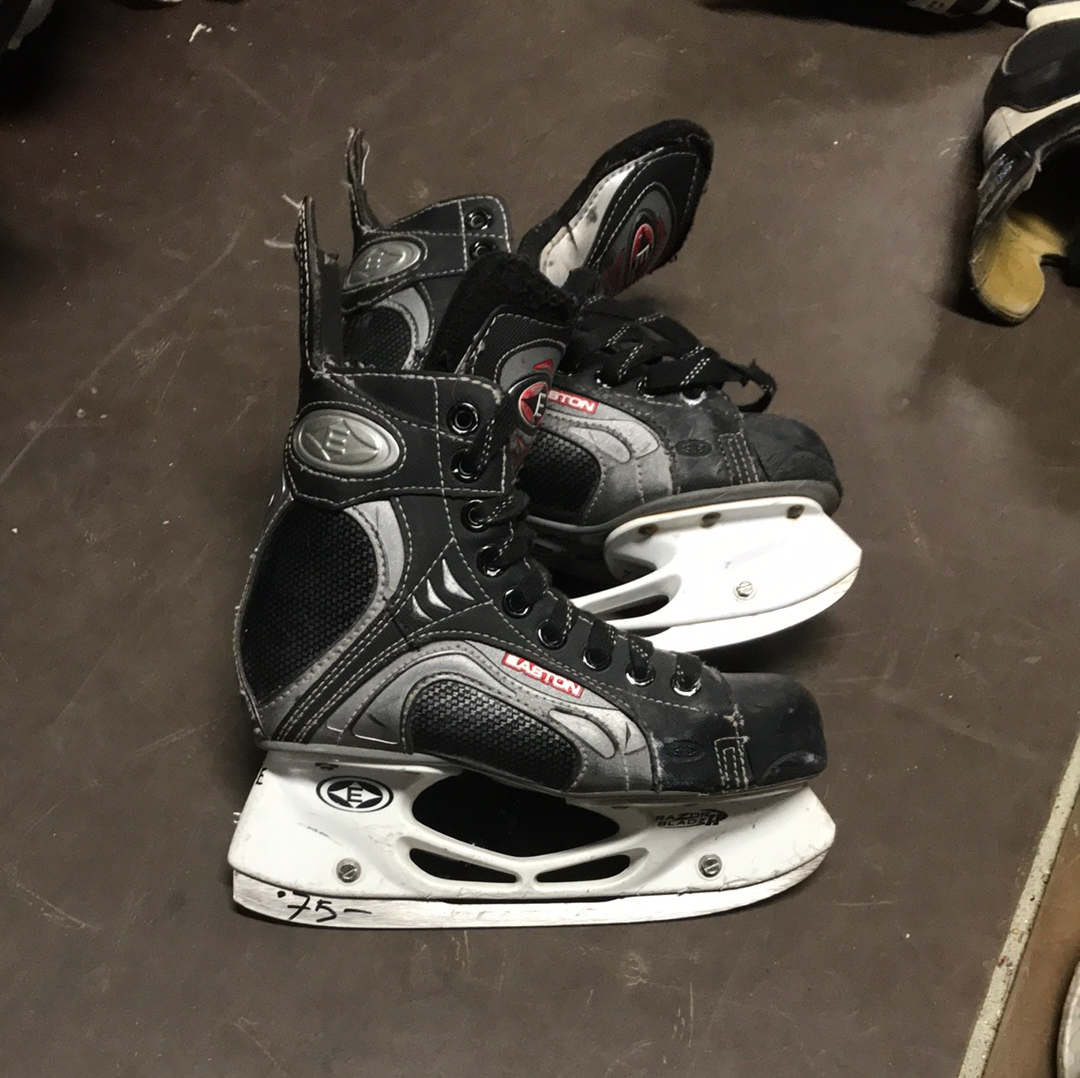 Easton Synergy EQ50 Player Skates Junior – Crow's Sports