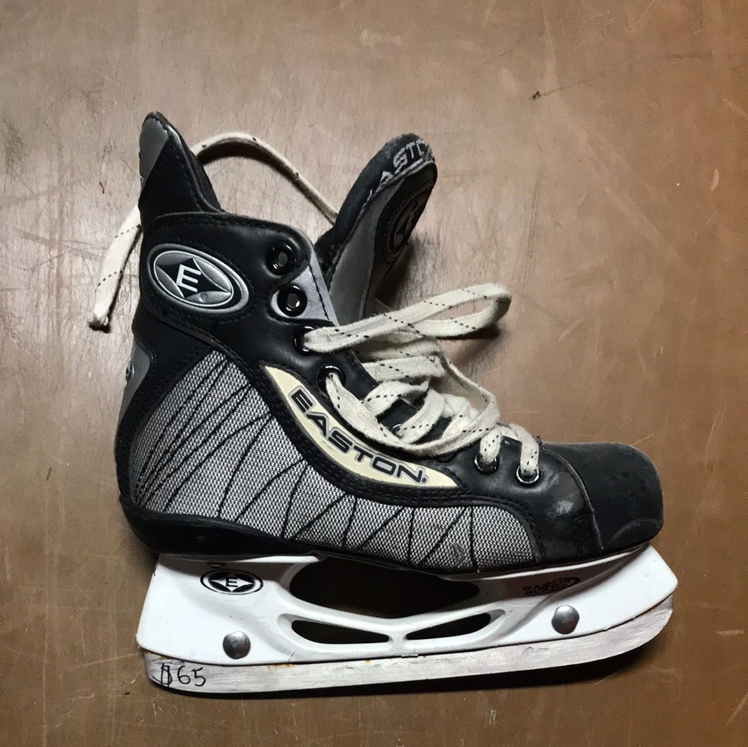 Used Easton Ultra Lite 3.5D Player Skates – Crow's Sports