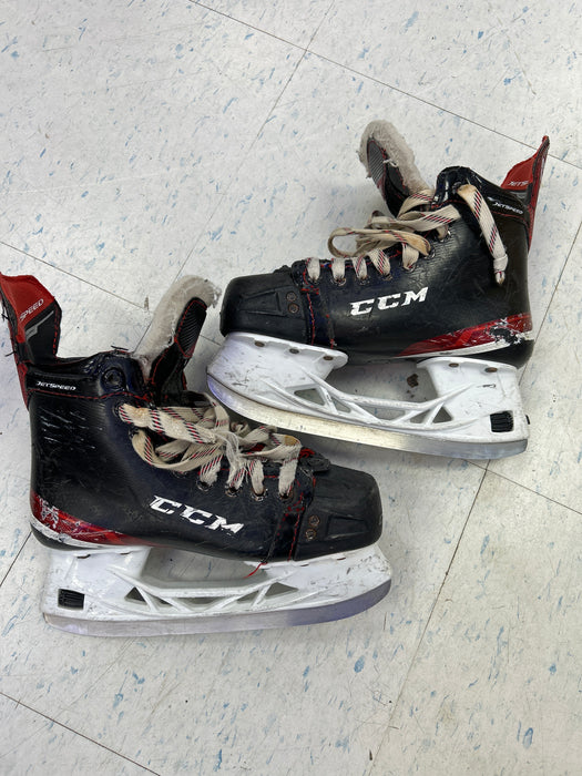 Used CCM JetSpeed FT485 Player Skates