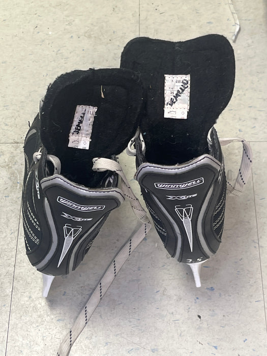 Used Winnwell XLite Size 3.5 Skates