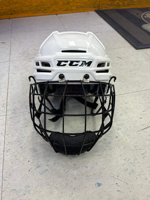 Used CCM Tacks 910 Senior Small Helmet