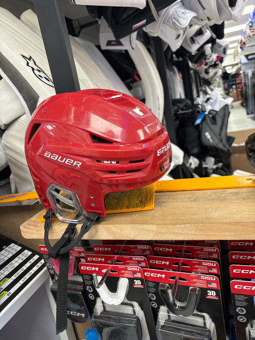 Used Bauer Re-Akt 85 Senior Medium Helmet