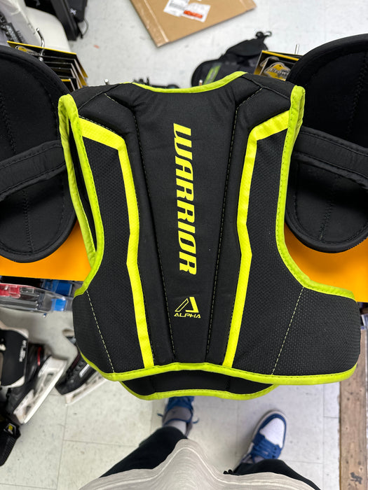 Used Warrior QX5 Alpha Junior Medium Shoulder Pads