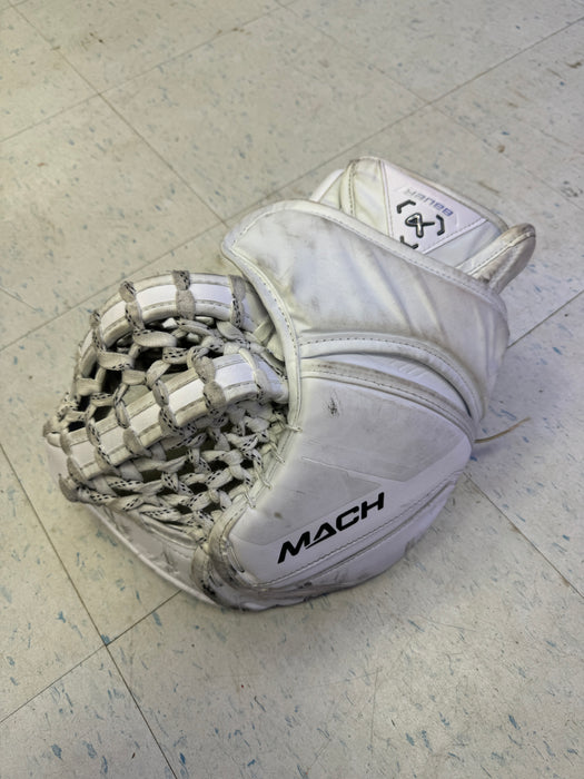 Used Bauer Supreme Mach Catcher Senior