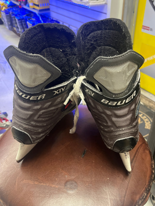 Used Bauer Vapor XIV Size 3.5EE Skates