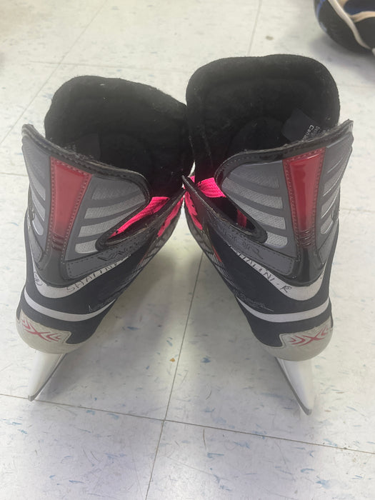 Used Bauer Vapor X:15 Size 2 Skates