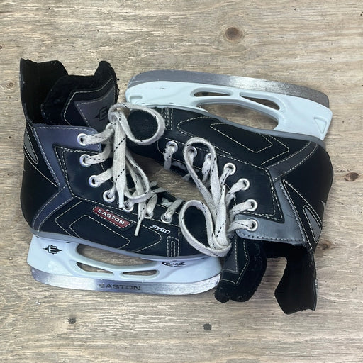 Used Easton SY50 Size 12 Youth Skates