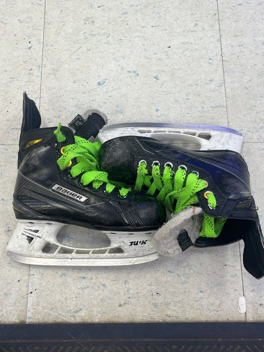 Used Bauer Supreme 160 Size 13 Youth Skates