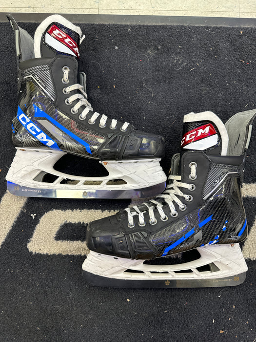 Used CCM As-V Pro NHL Leafs Pro Player Skates 7.75