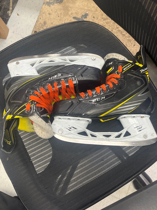 Used CCM Tacks 5092 Size 5.5 Skates