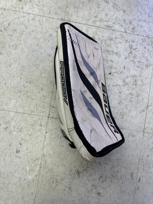 Used Bauer Prodigy Youth Blocker