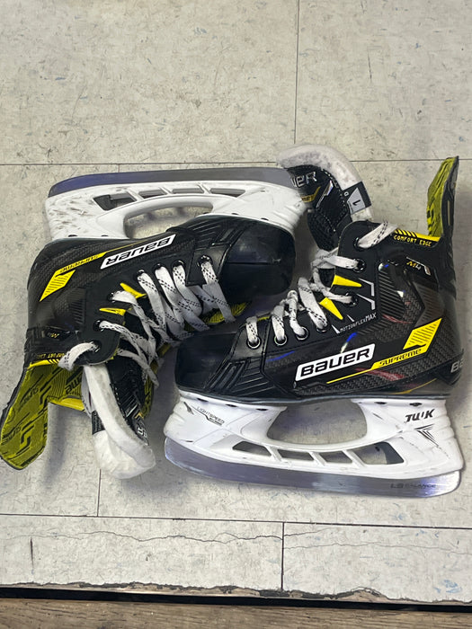 Used Bauer Supreme M4 Size 1 Skates