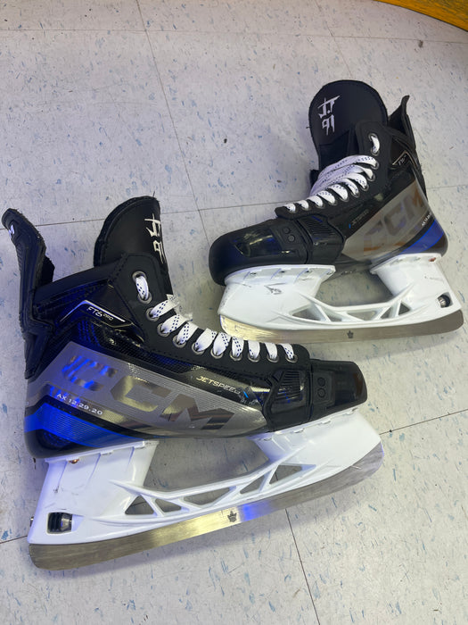 Used CCM JetSpeed FT6 Pro Maple Leafs Pro Stock - J.Tavares - Size 9.75 Skates