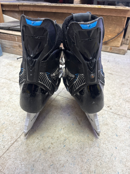 Used True TF7 Size 3.5 Skates