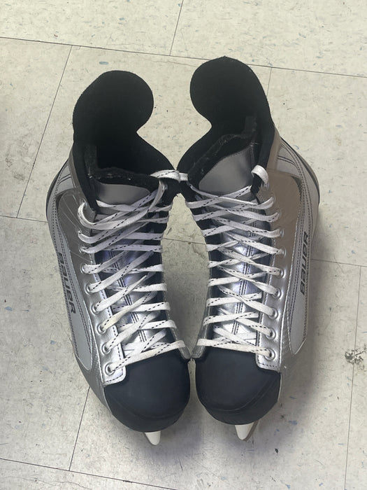 Used Bauer 22 Size 11 Skates