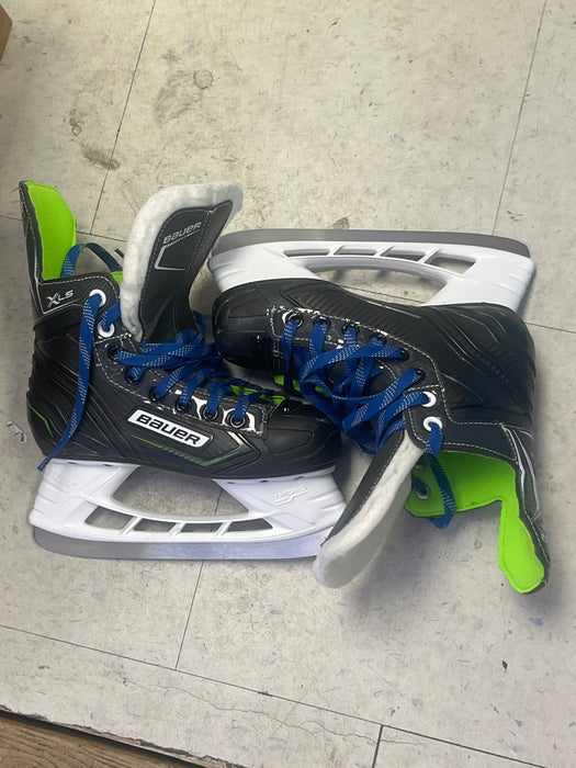 Used Bauer XLS Size 1 Skates