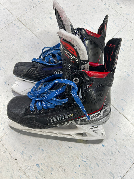 Used Bauer Vapor 3X Junior Player Skates 4.5 Fit 2