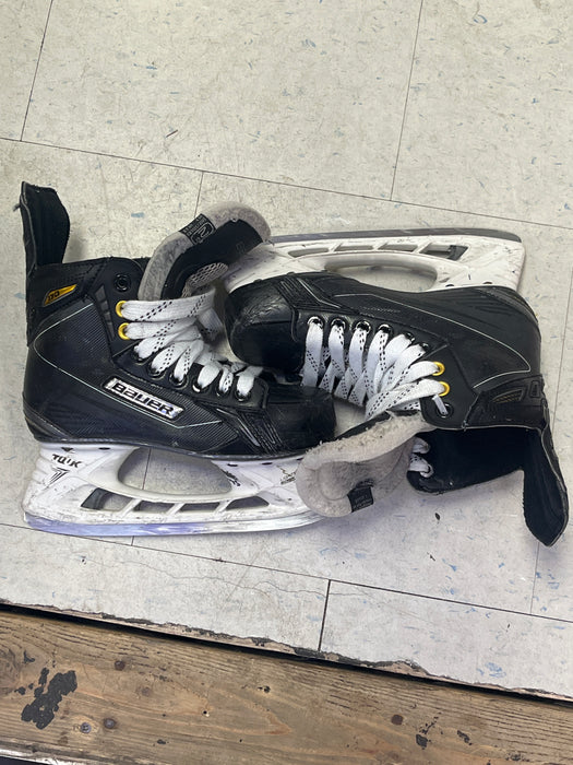 Used Bauer Supreme 170 Size 2 Skates