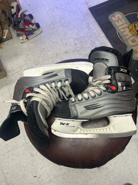 Used Bauer Vapor XIV Size 3.5EE Skates