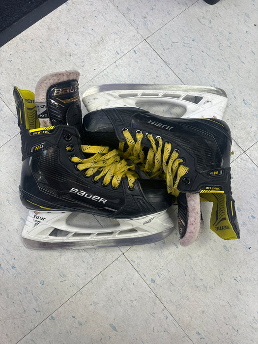 Used Bauer Supreme M4 Size 5.0 Fit 2 Skates