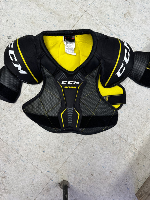 Used CCM Tacks 3092 Junior Medium Shoulder Pads