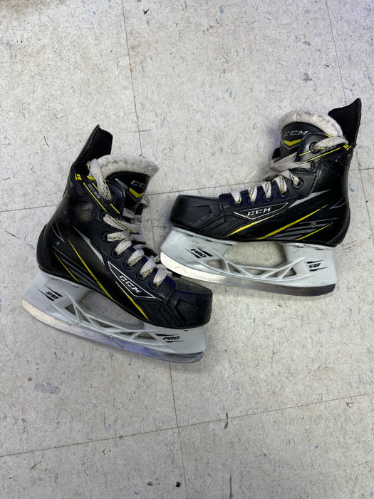 Used CCM AS-3092 1D Player Skates