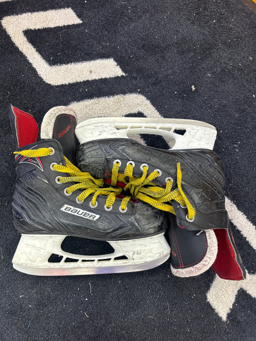 Used Bauer Vapor x250 Size 3.0R Skates