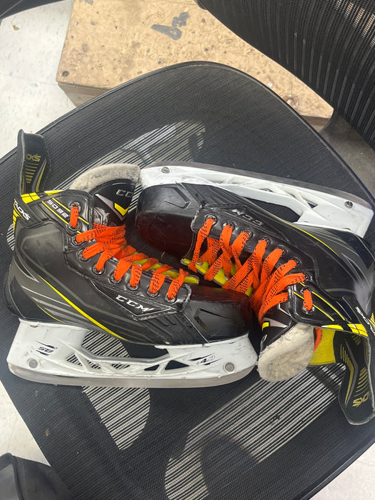 Used CCM Tacks 5092 Size 5.5 Skates