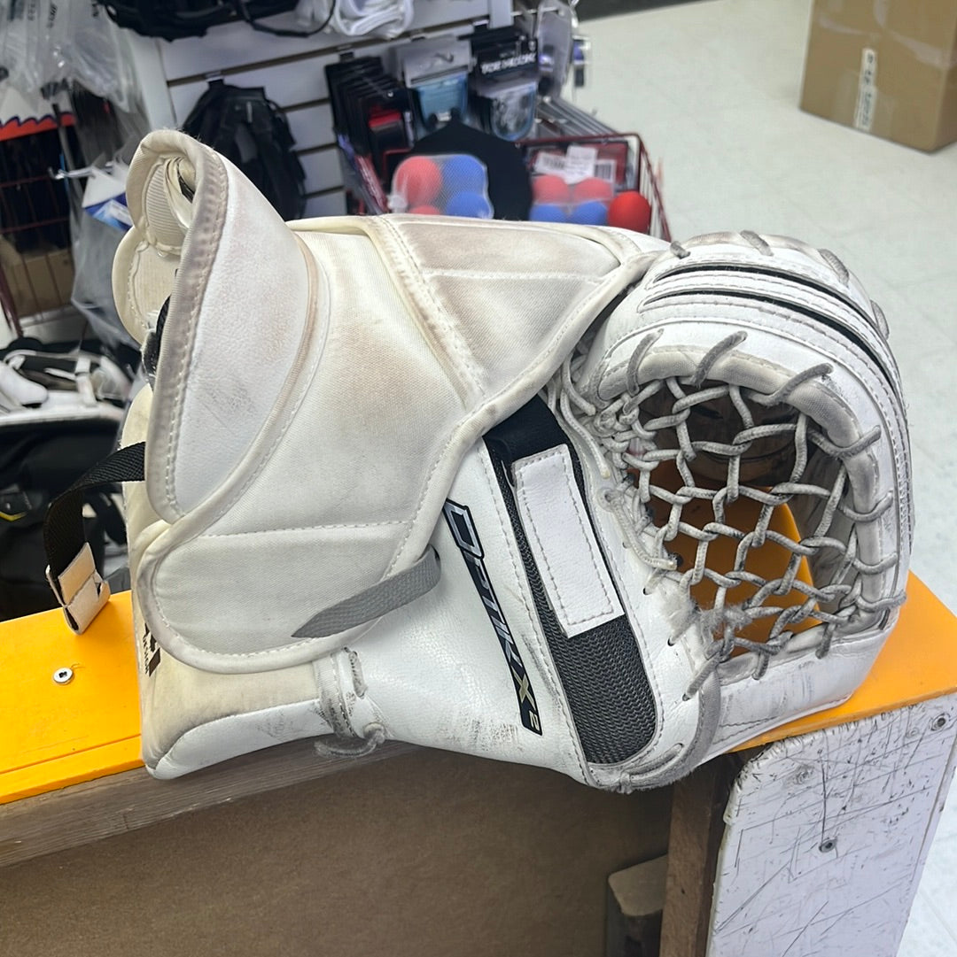 Used Brian’s Optik X2 Intermediate Catcher — Crow's Sports