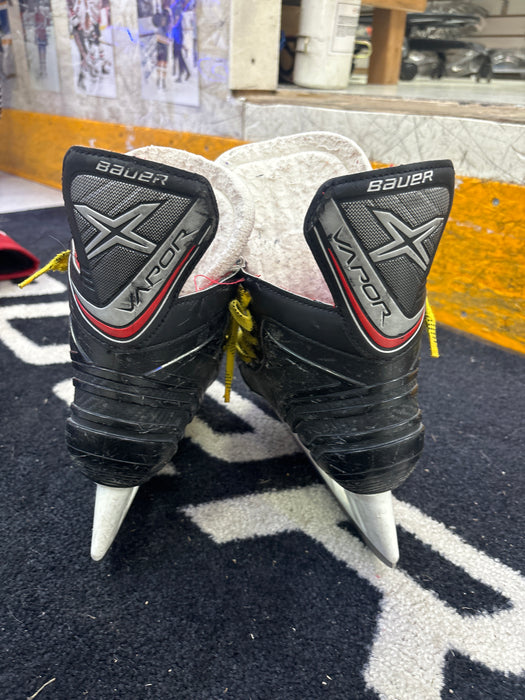 Used Bauer Vapor x250 Size 3.0R Skates