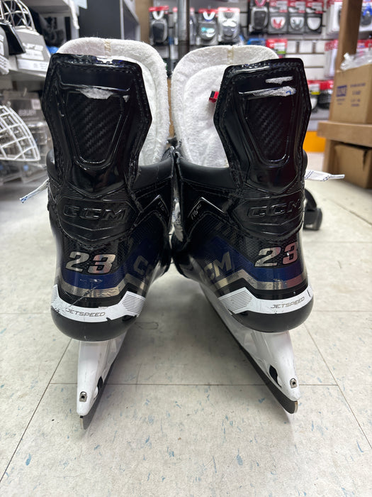 Used CCM JetSpeed FT6 Pro Size 9.5 Matthew Knies Pro Stock Skates