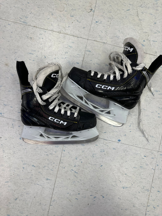 Used CCM Tacks AS550 1D Player Skates