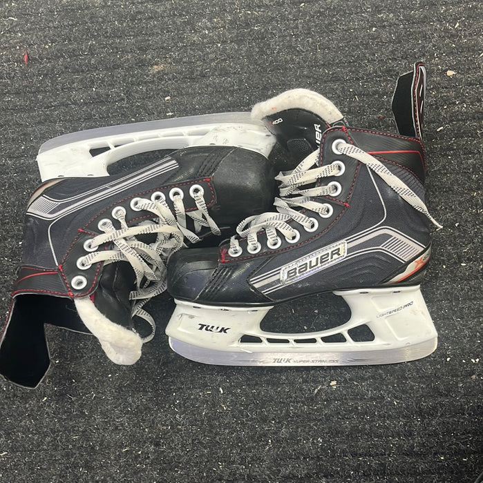 Used Bauer Vapor X400 Size 2 Player Skates