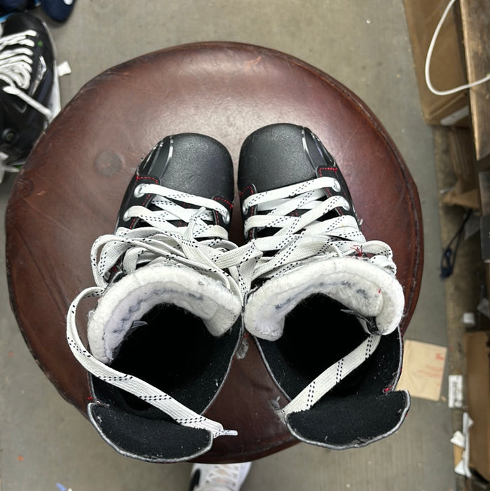 Used Bauer Vapor x300 Size 1.0 Skates