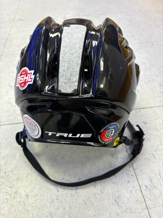 Used True Dynamic 9 Pro Senior Medium Helmet