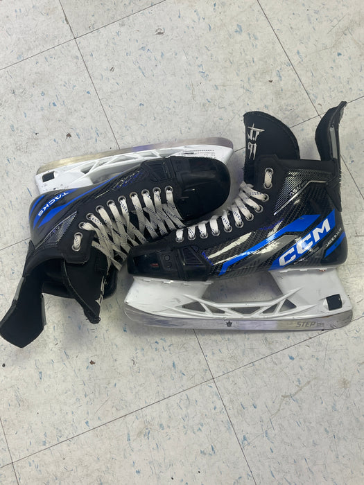 Used CCM AS-V Pro Skates Size 9.75 - John Tavares