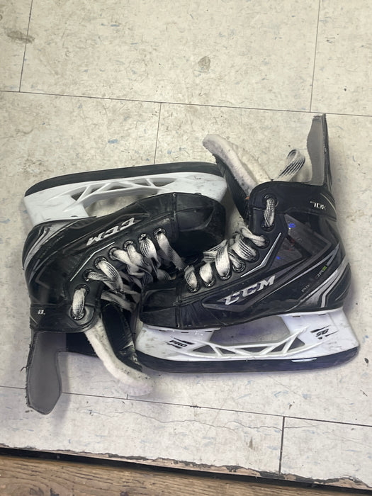 Used Reebok RibCore 70K Size 11 Youth Skates