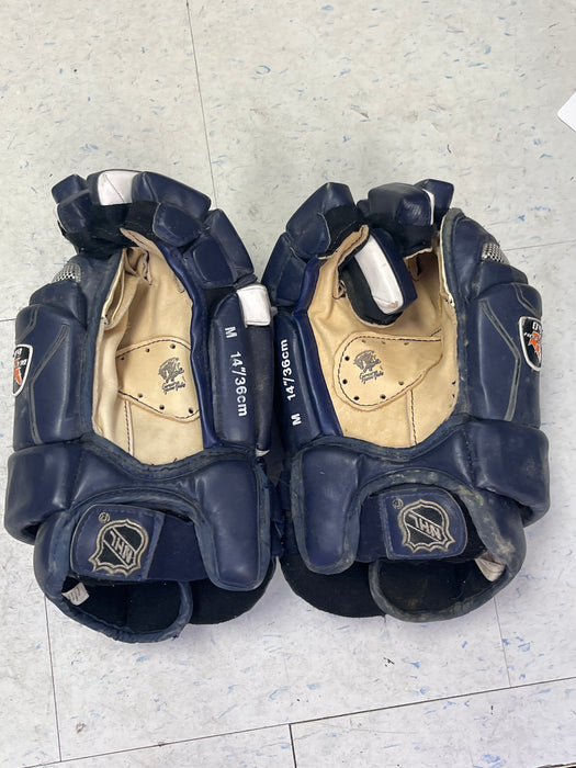 Used CCM Vector 14" Gloves