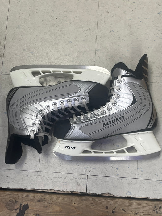 Used Bauer 22 Size 11 Skates