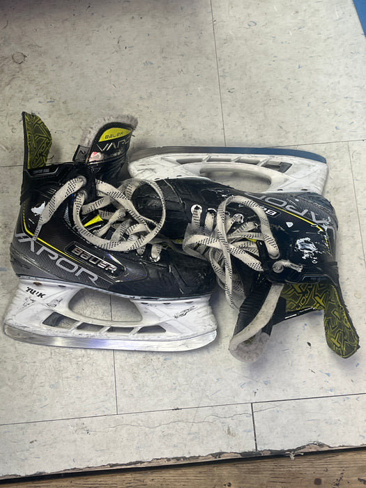 Used Bauer Vapor 3X Size 2 Skates