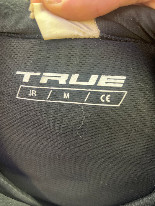 Used True XC9 Junior Medium Shoulder Pads