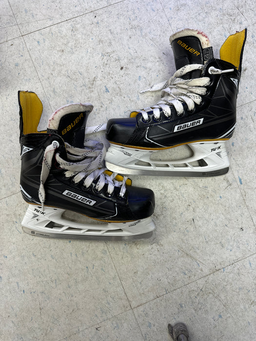 Used Bauer Supreme S160 4.5EE Player Skates