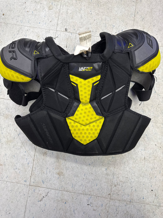 Used Bauer Supreme Ultra Sonic Intermediate Large Shoulder Pads