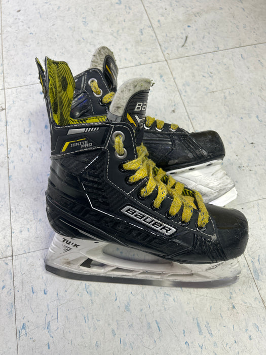 Used Bauer Supreme Ignite Pro Player Skates