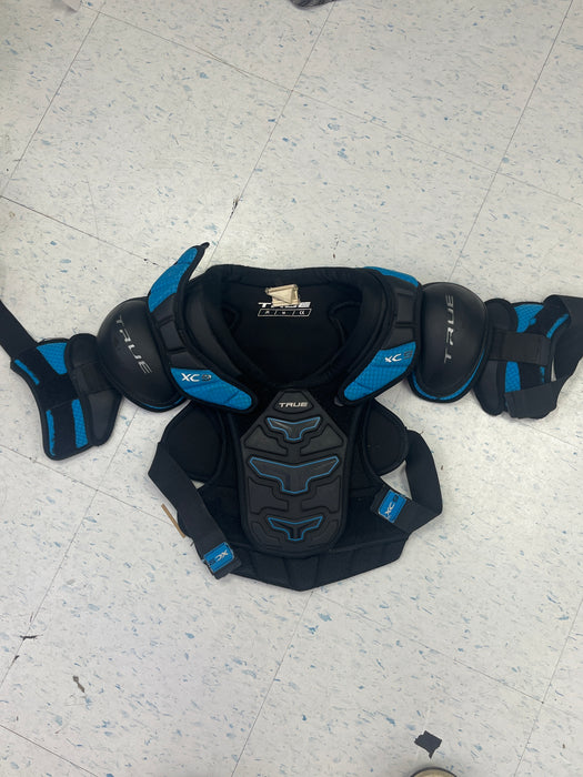 Used True XC9 Junior Medium Shoulder Pads