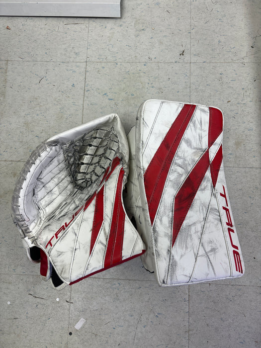 Used True L20.2 Senior Full Right Catcher and Blocker Set