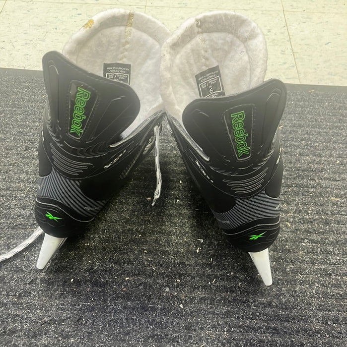 Used Reebok RibCore SC87 Size 6 Player Skates