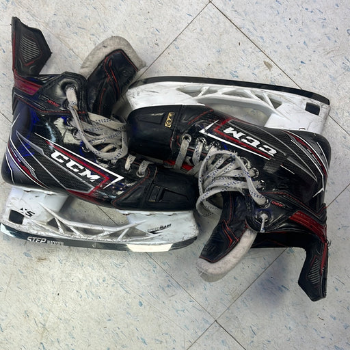 Used CCM JetSpeed FT490 Size 4.5 Skates